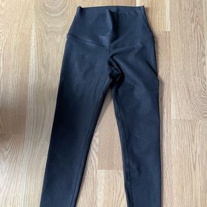 Alo yoga black leggings XS